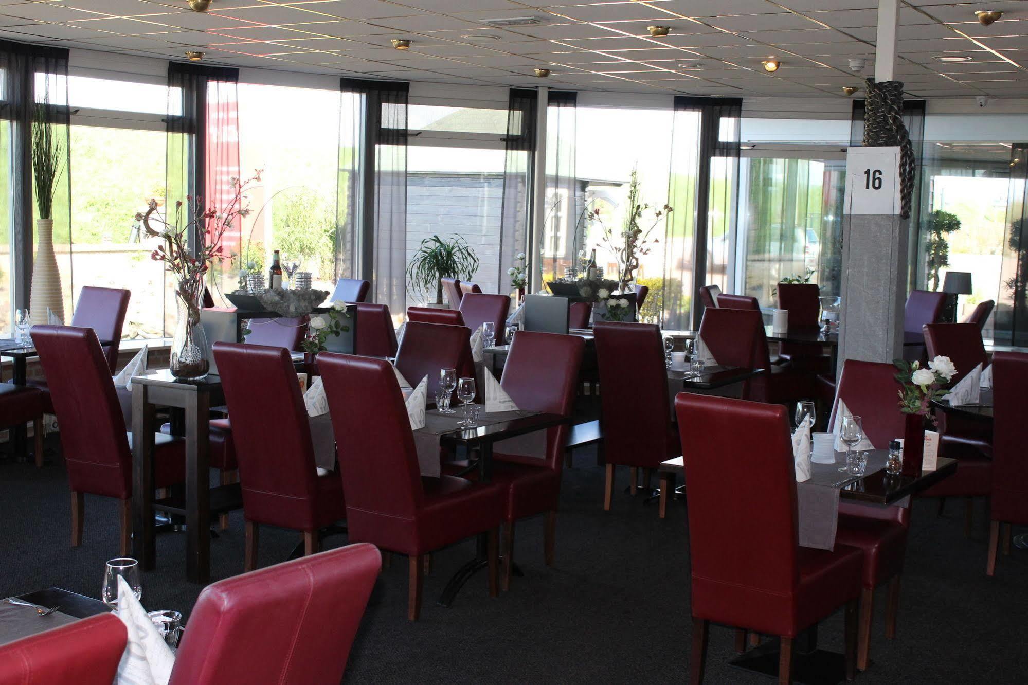 Hotel Restaurant 'T Klokje レーネスセ エクステリア 写真